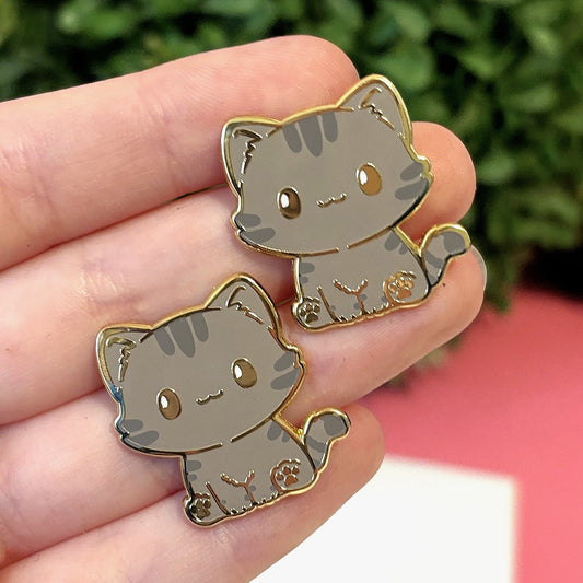 Cozy Warm Grey Tabby Cat Pin – For Cat Enthusiasts! [More Colors and Breeds Available in My Shop]