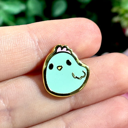 BLUE CHICKEN Stardew Valley game inspired hard enamel pin [cute and aesthetic farm hen]