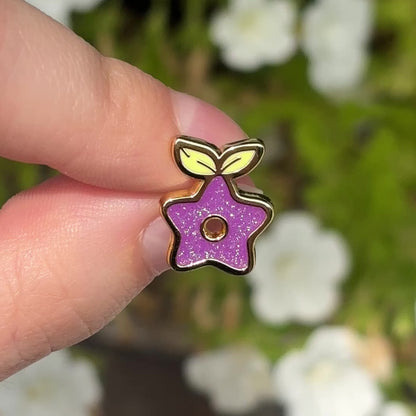 STARDROP glitter blue Stardew Valley game inspired hard enamel pin [cute, sweet and aesthetic]